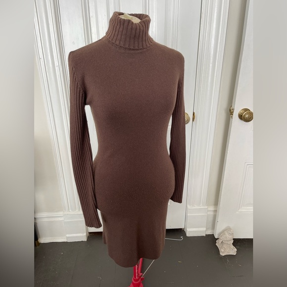 MODA International - Silk/Cashmere sweater dress - Picture 2 of 3